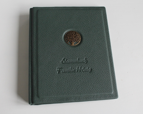 Stammbuch "Lebensbaum" aus grünem Nappaleder, DIN A5